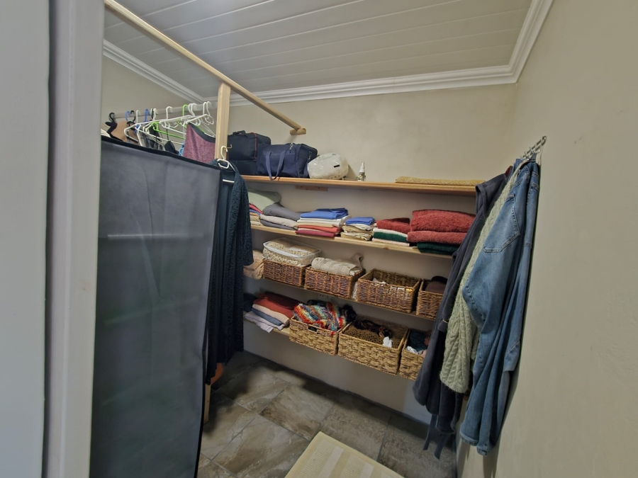 3 Bedroom Property for Sale in Stilbaai Wes Western Cape